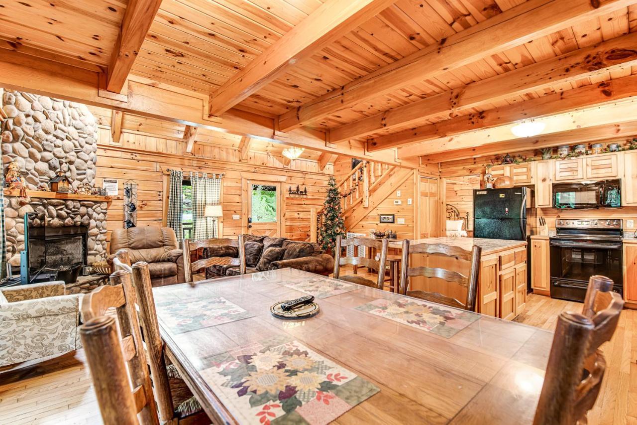 Bear Pleasures Villa Gatlinburg Exterior photo
