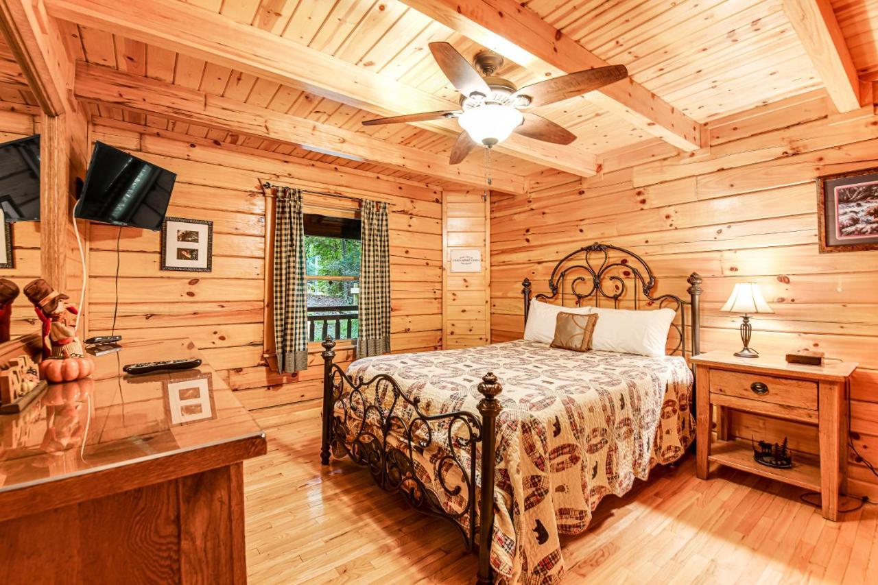 Bear Pleasures Villa Gatlinburg Exterior photo