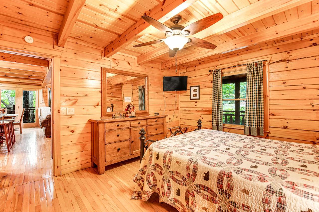 Bear Pleasures Villa Gatlinburg Exterior photo